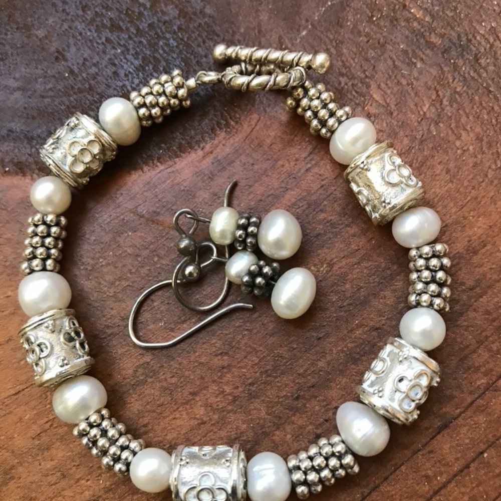 Silver bead freshwater pearls bracelet and earring